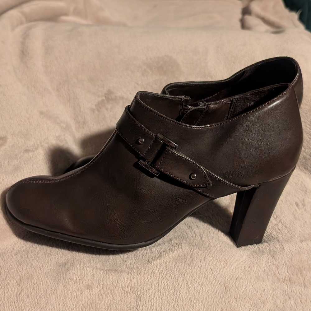 AEROSOLES Chocolate Heeled Ankle Boots